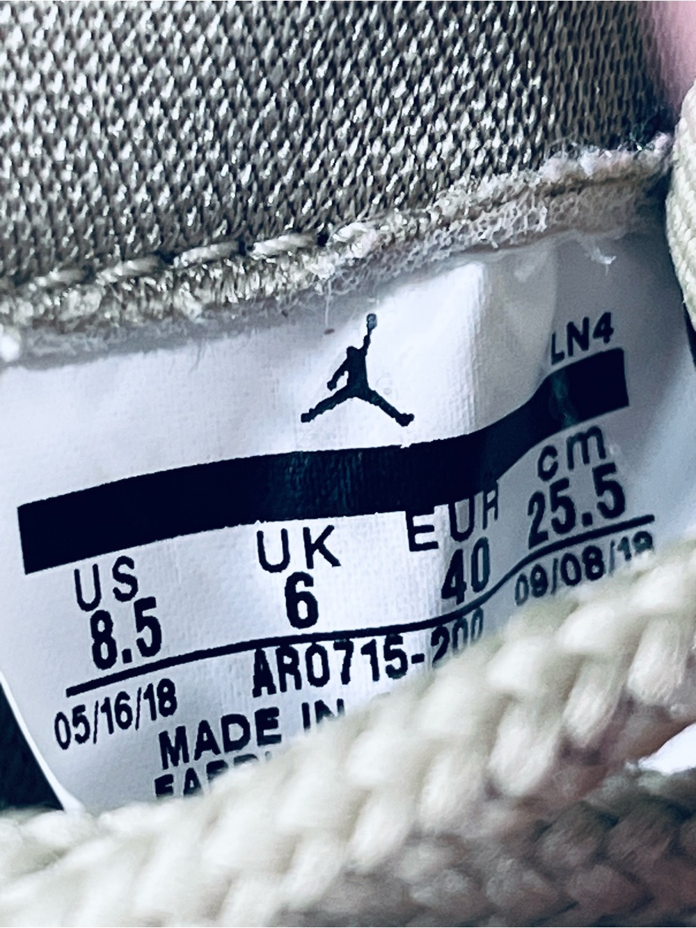 Nike Air Jordan 11 Retro AR0715-200 Olive Gold Tan LUX Women’s 8.5Sneakers AJ13 - Picture 14 of 15